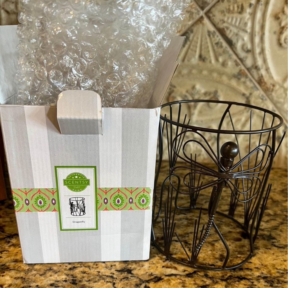 Scentsy Dragonfly Metal Holder
